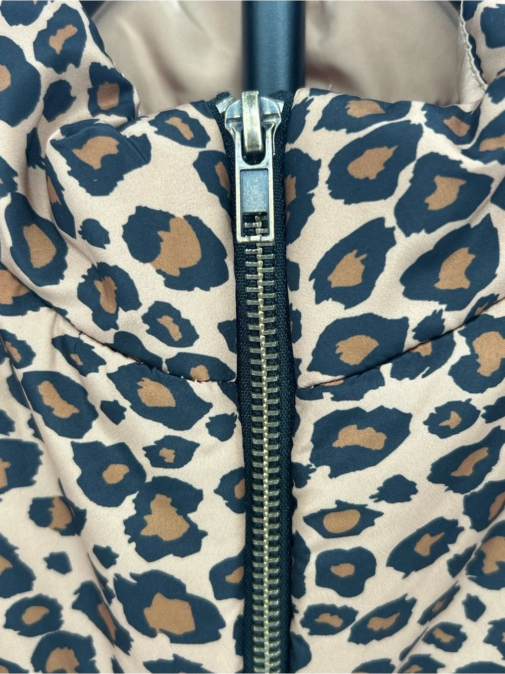 In Girl Leopard Print Sleeveless Puffer Vest - Tan/Black Size XL (16)